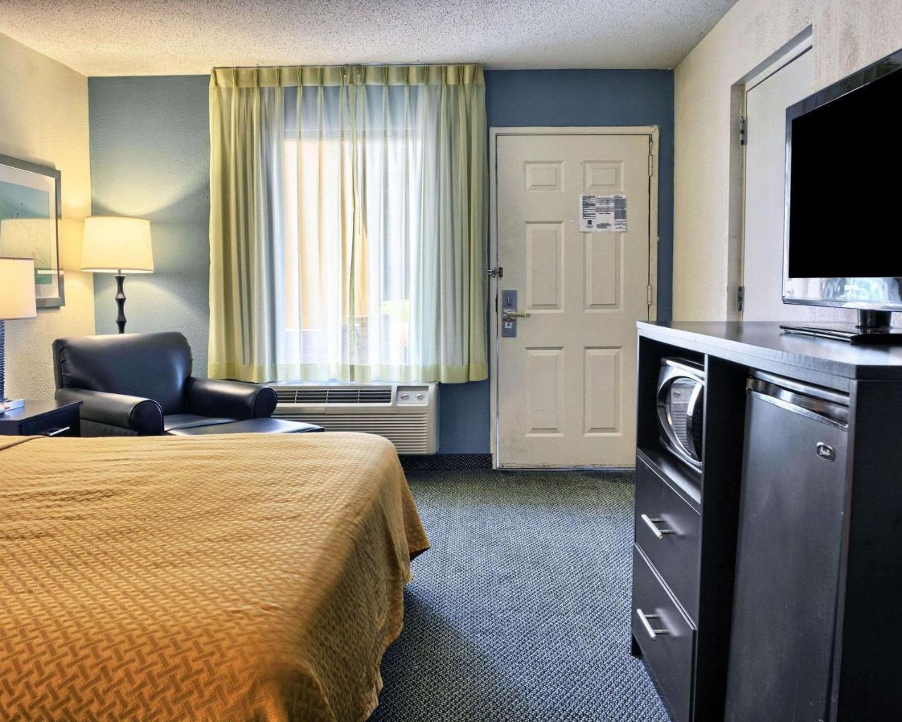 Quality Inn Thornburg Exterior foto