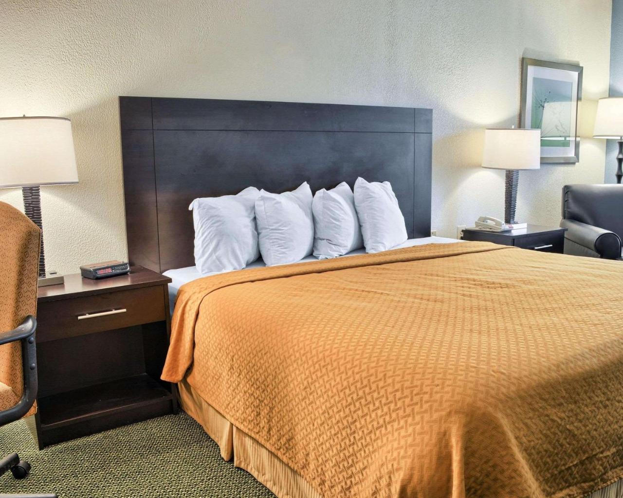 Quality Inn Thornburg Exterior foto