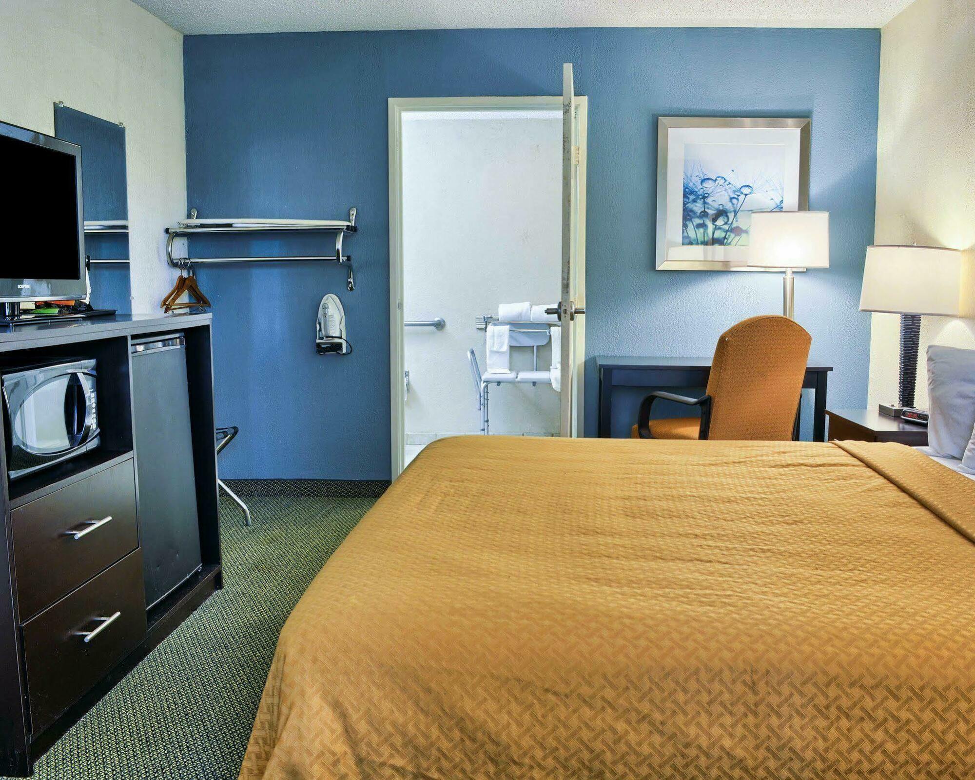 Quality Inn Thornburg Exterior foto